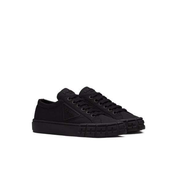 • PRADA Sneakers • - Picture 1 of 11